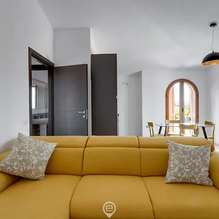 Mandarin 5 Apartment *