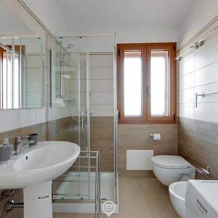 Apartamento Mandarin 5 *